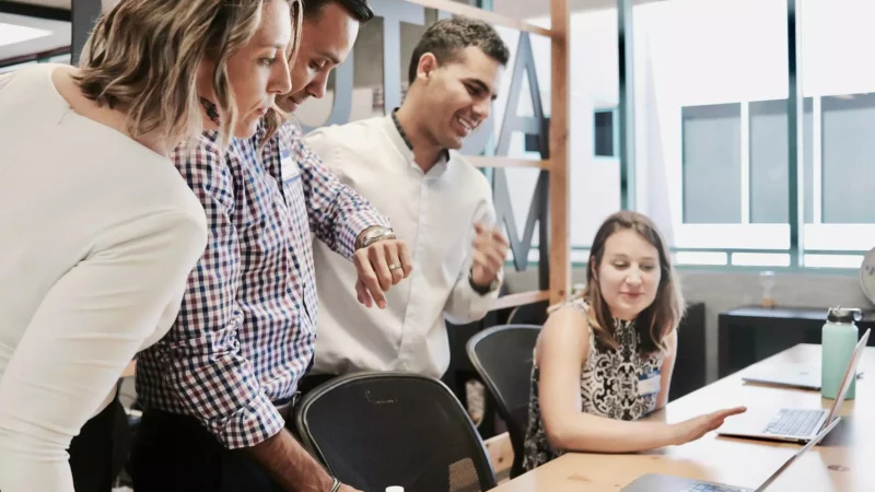 Auxiliar de Marketing – principais características, salário e como enviar agora seu currículo